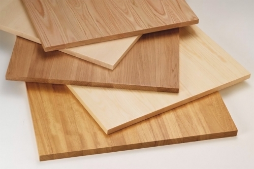 Éléments en bois pour la construction